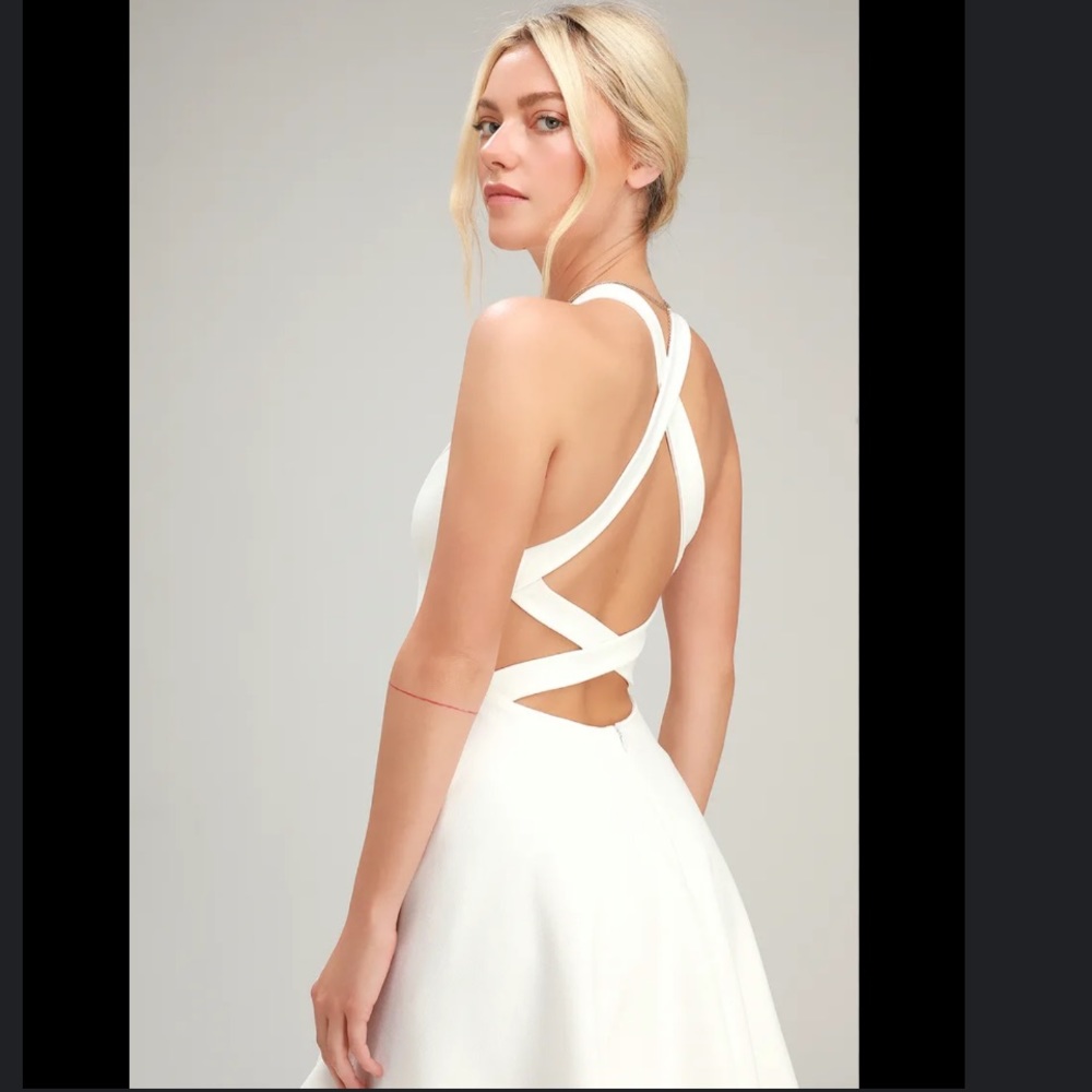 Lulu’s Katrina White Strappy Backless Skater Dress NWT size small